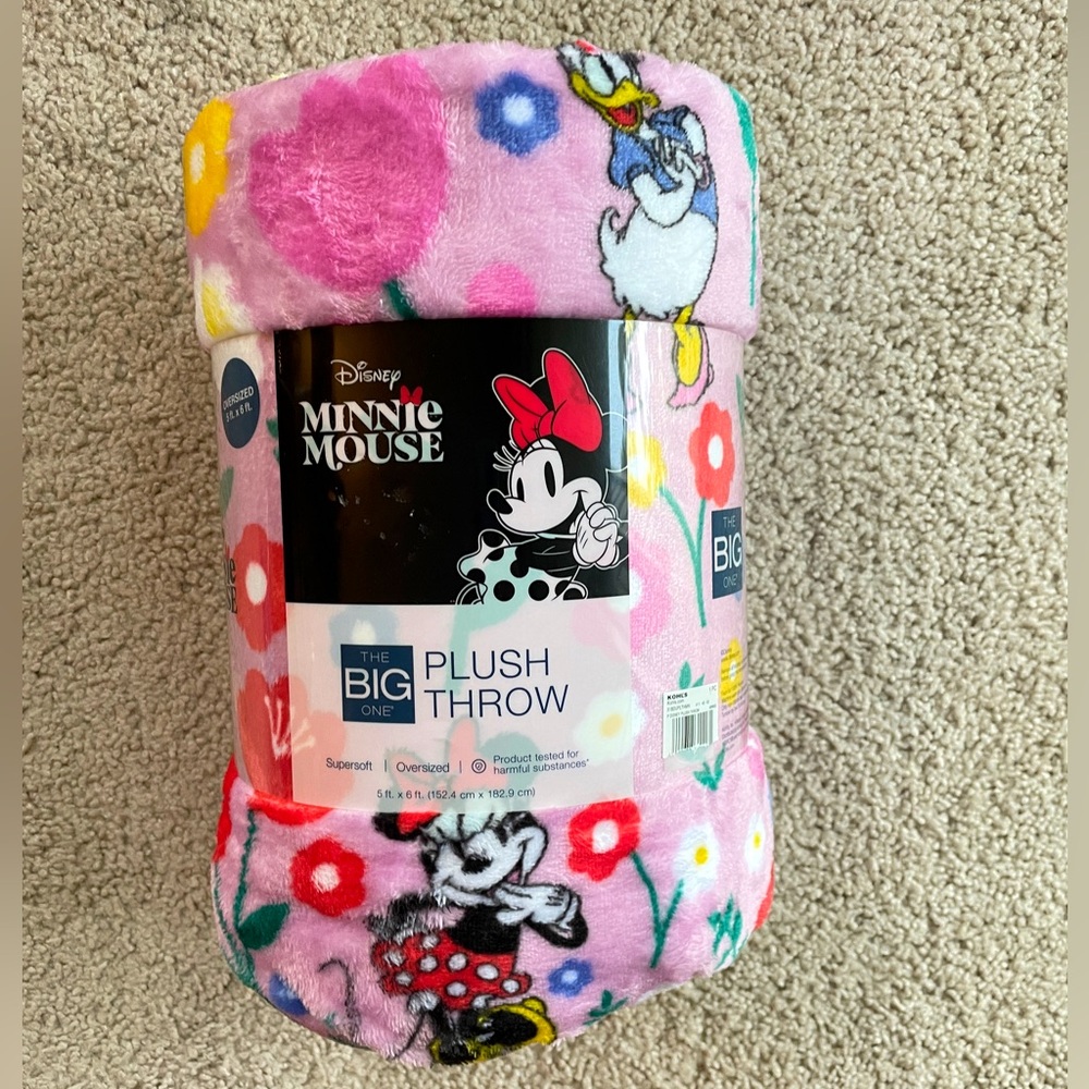 Disney Minnie Mouse Daisy Duck Oversized Pink Floral Plush Throw Blanket 5ftx6ft